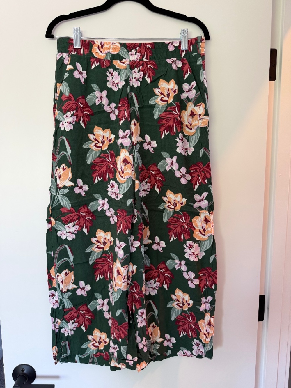 Loft flowy pants